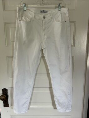 Just Black Denim Women’s White Slim Straight 25” Jeans. Cotton/Spandex Size 31
